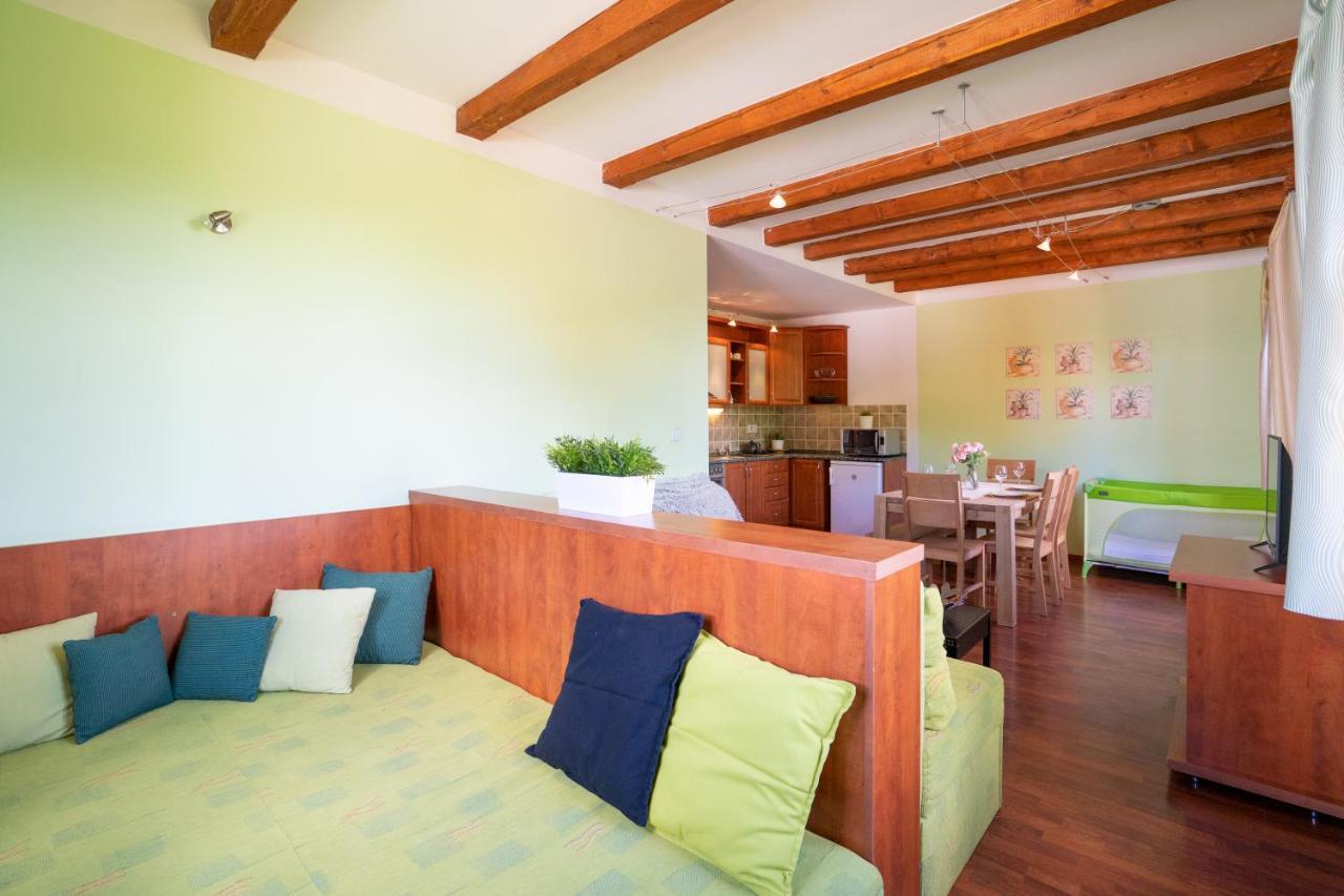 Apartmán Lípa-Lipno Lipno nad Vltavou Exteriér fotografie